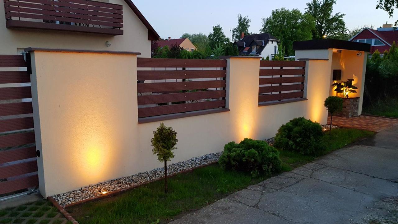 Napsugar Villa B Siófok Exteriör bild