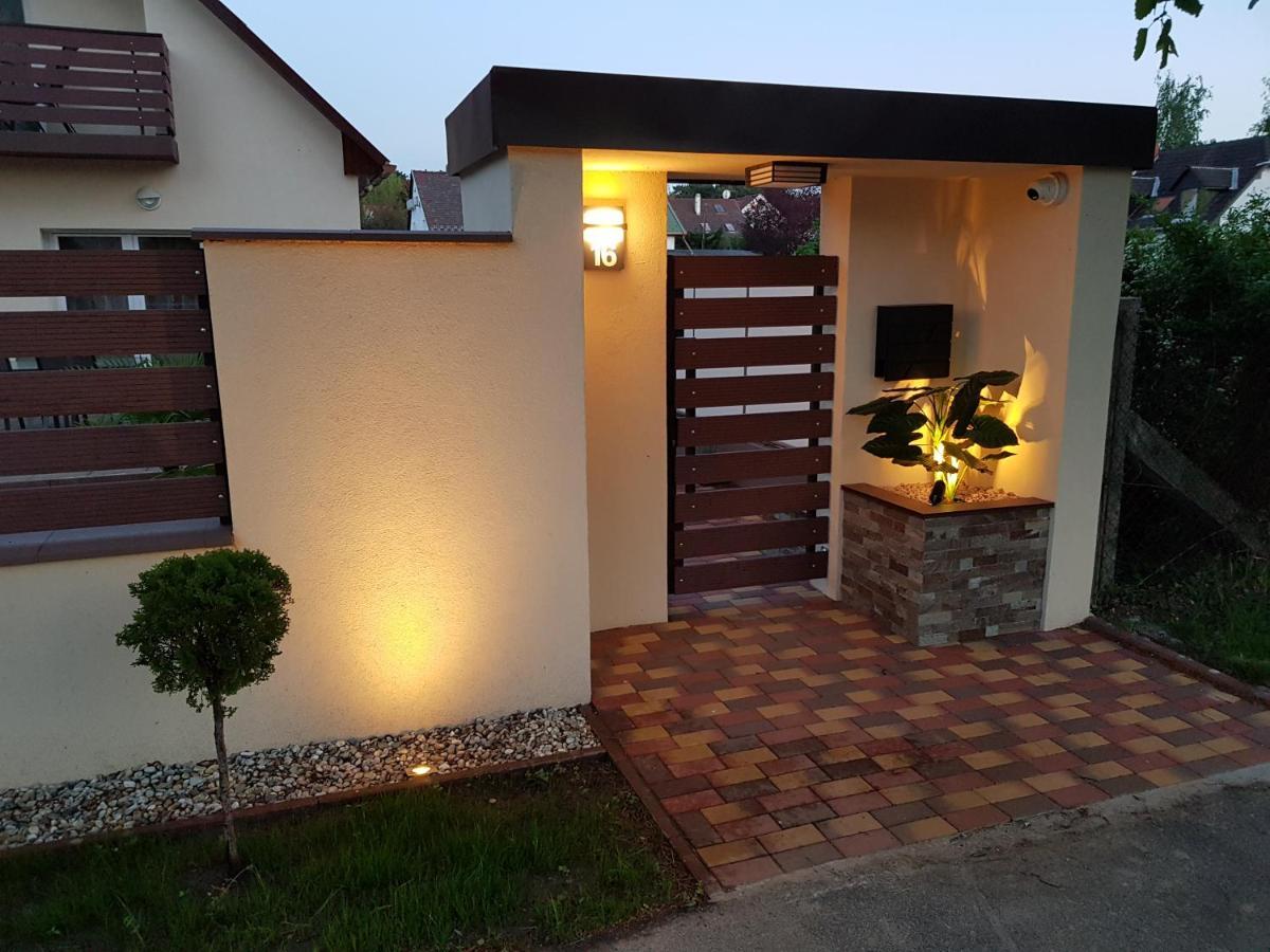Napsugar Villa B Siófok Exteriör bild