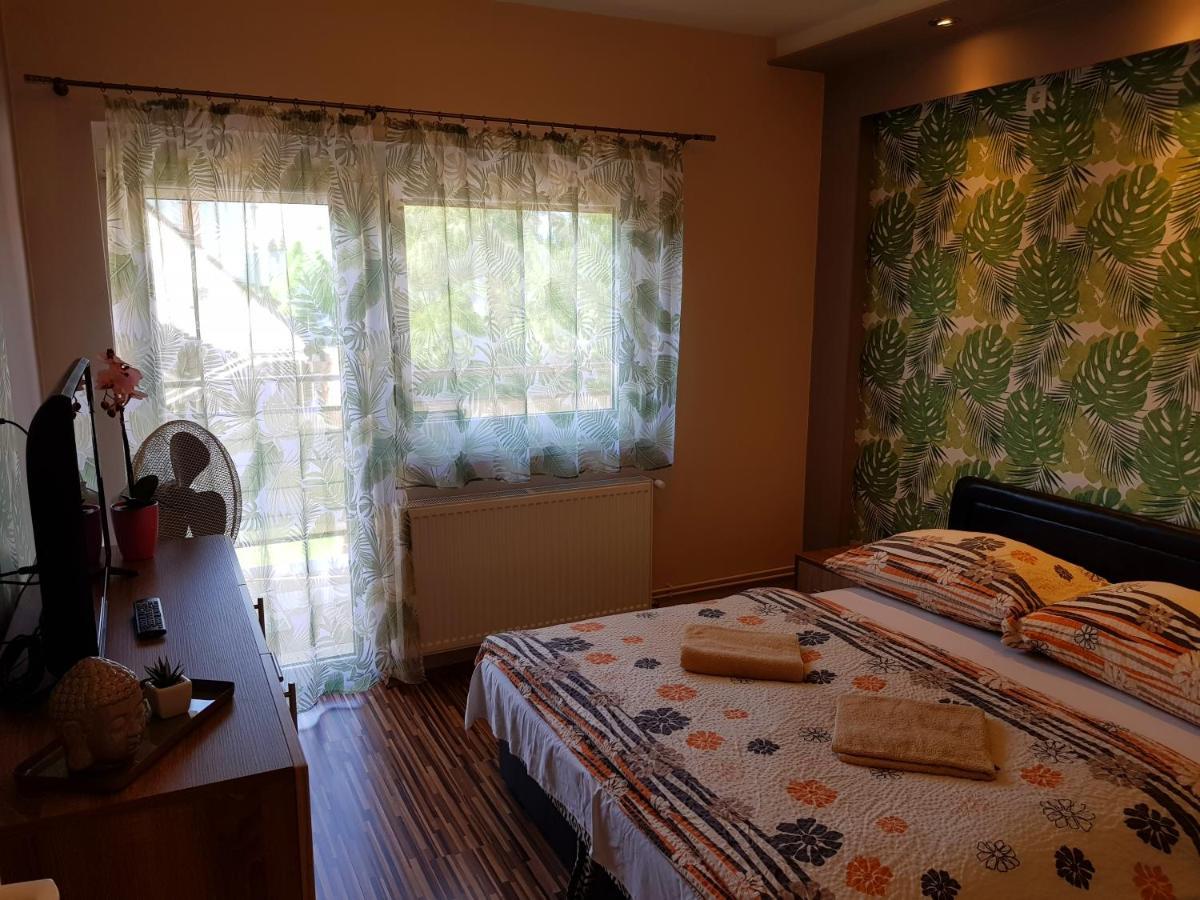 Napsugar Villa B Siófok Exteriör bild