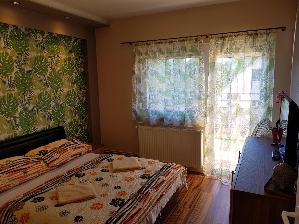 Napsugar Villa B Siófok Exteriör bild